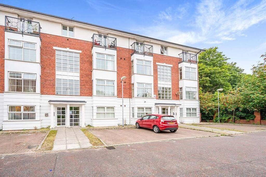 Chancellor Nr Uni/hosp/cityctr & Amenities *